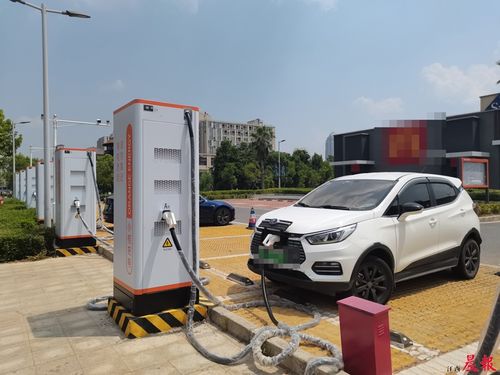 电动汽车充电将迎黄金发展期 江西3年新建3万充电桩，助推设备研发创新